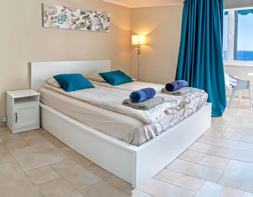 First Line Ocean View Studio Puerto de Santiago  Esterno foto