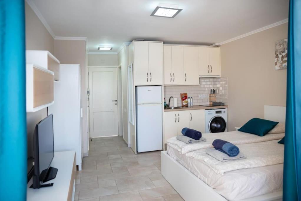 First Line Ocean View Studio Puerto de Santiago  Esterno foto